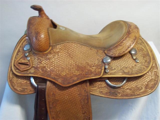 Used Saddle:- Image Number:0